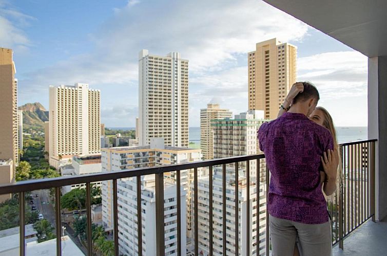 VIVE Hotel Waikiki