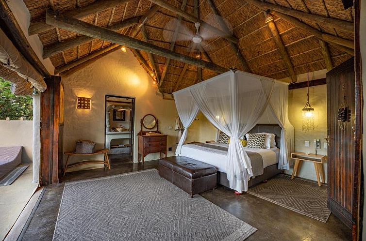 Safari Lodge - Amakhala Game Reserve