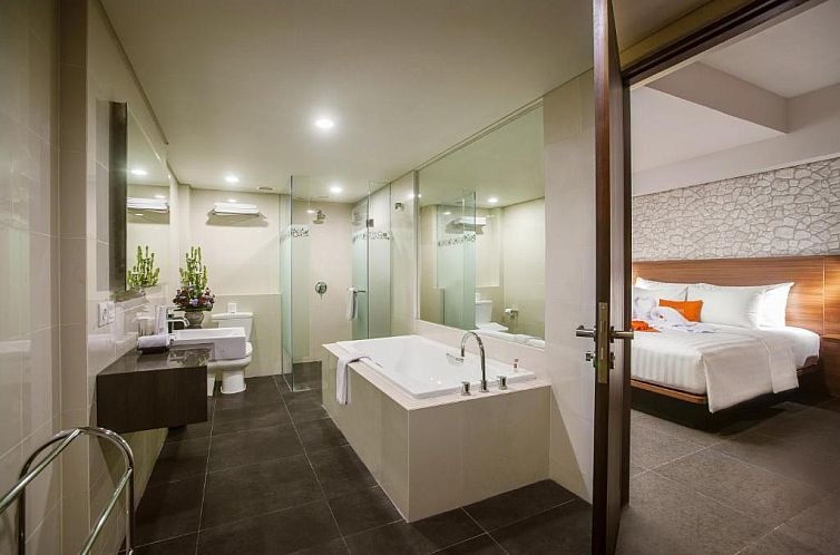 J4 Hotels Legian