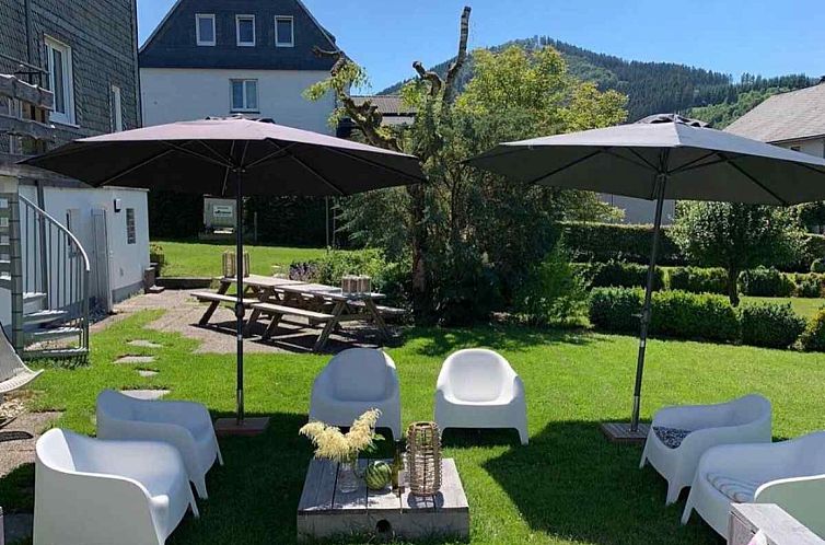 Luxe villa voor 8-14 personen nabij Winterberg