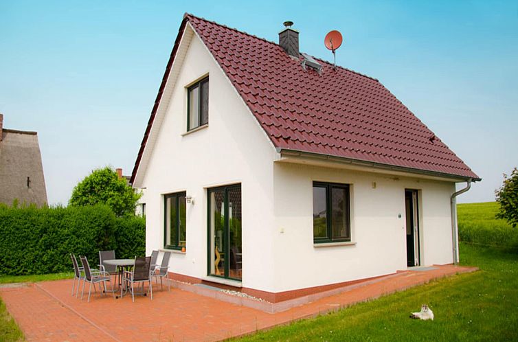 strandnahes Ferienhaus Walter mit Meerblick