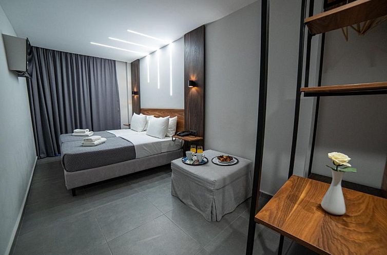 Argo Hotel Piraeus