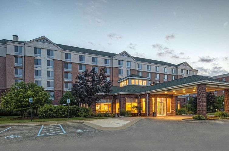 Hilton Garden Inn Detroit Metro Airport