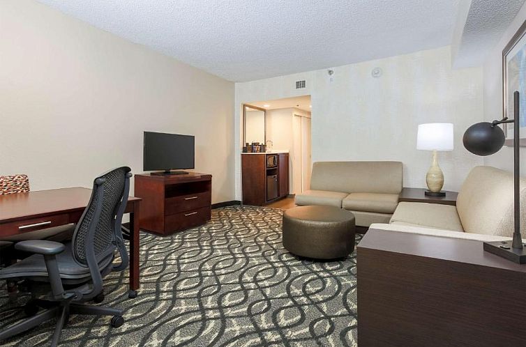 Embassy Suites by Hilton Dallas-Love Field