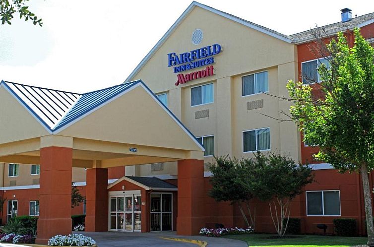 Fairfield Inn & Suites Dallas Park Central