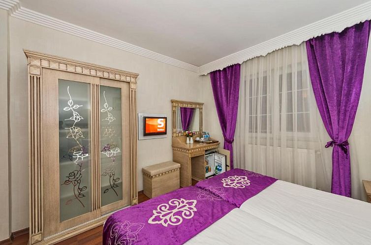 Istanbul Holiday Hotel