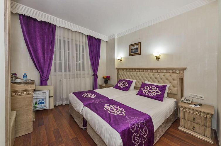 Istanbul Holiday Hotel