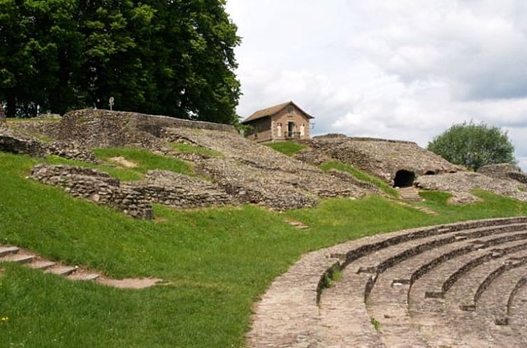 Vakantiehuisje in Arleuf