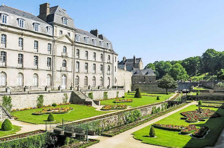 Appartement Calme et Vue sur l'Etang au Duc