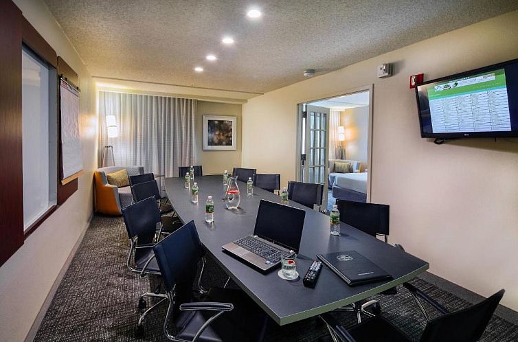 Courtyard by Marriott Dallas DFW Airport North/Irving