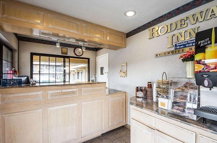 Rodeway Inn Monterey Near Fairgrounds