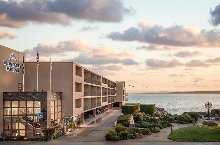 Monterey Bay Inn