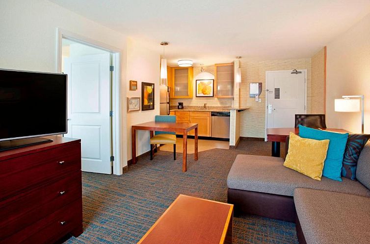 Residence Inn by Marriott Portland Airport at Cascade Statio