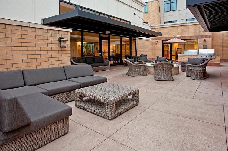 Residence Inn by Marriott Portland Airport at Cascade Statio