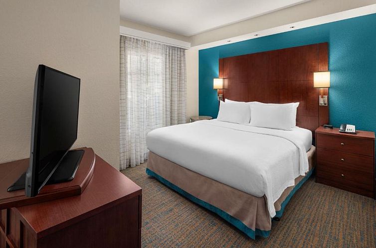 Residence Inn by Marriott Portland Airport at Cascade Statio