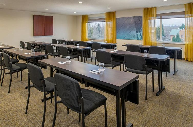 SpringHill Suites Portland Airport