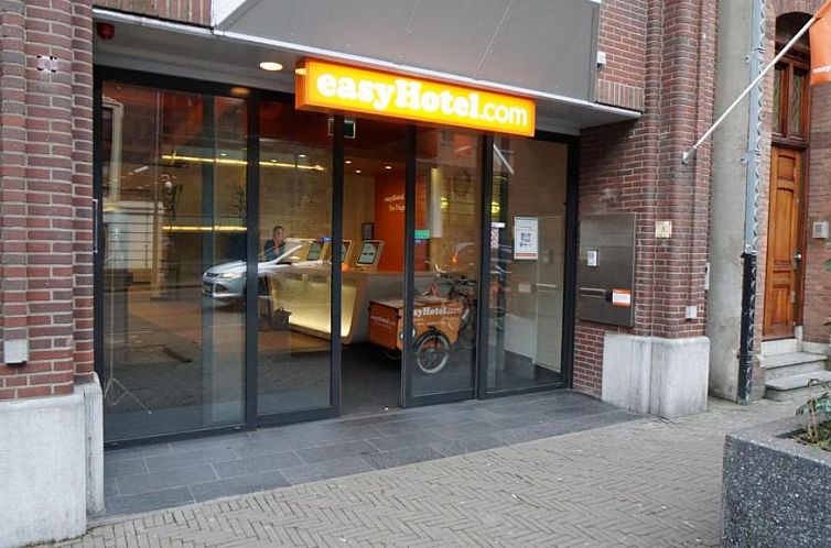 easyHotel The Hague City Centre