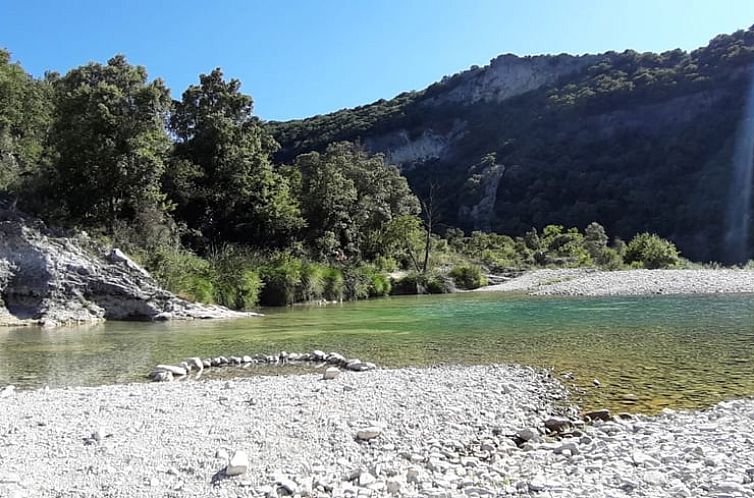 Vakantiehuisje in Villeneuve-de-berg