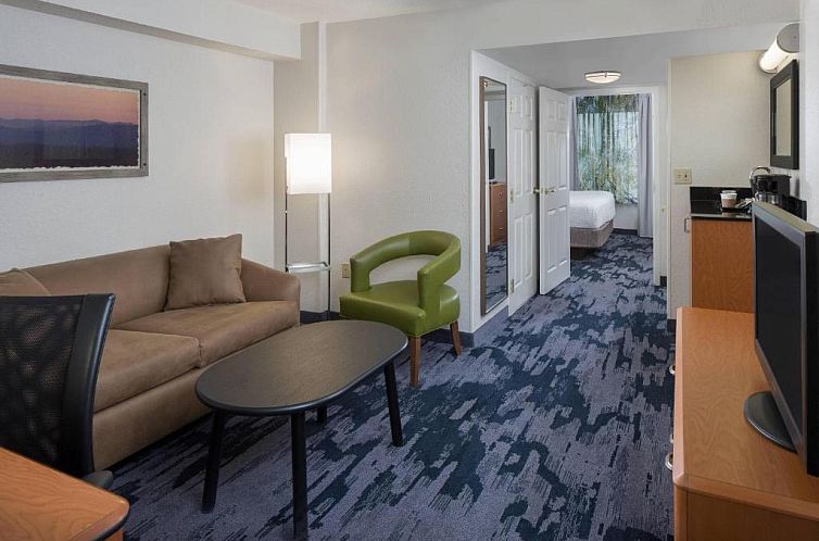 Fairfield Inn & Suites by Marriott Orlando Lake Buena Vista