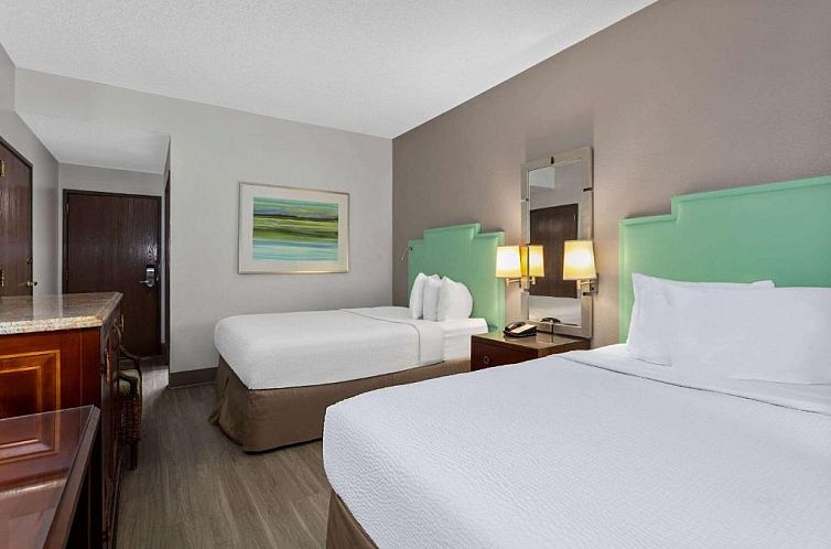 Floridian Hotel and Suites International Drive