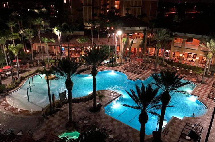 Floridays Orlando Two & Three Bed Rooms Condo Resort