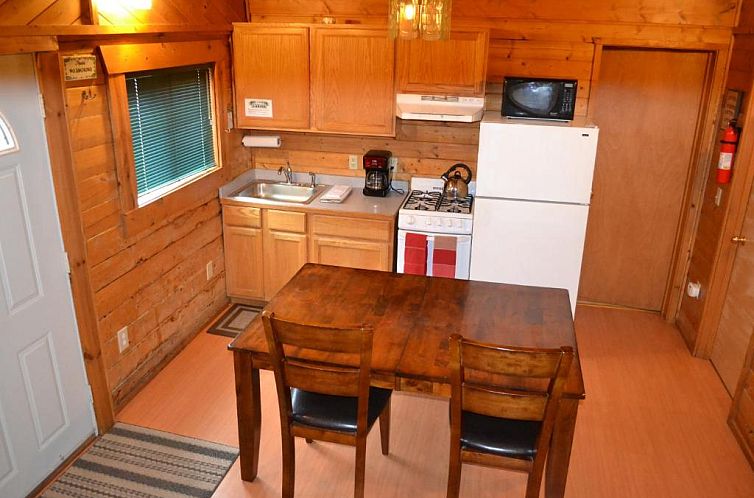 Box Canyon Cabins