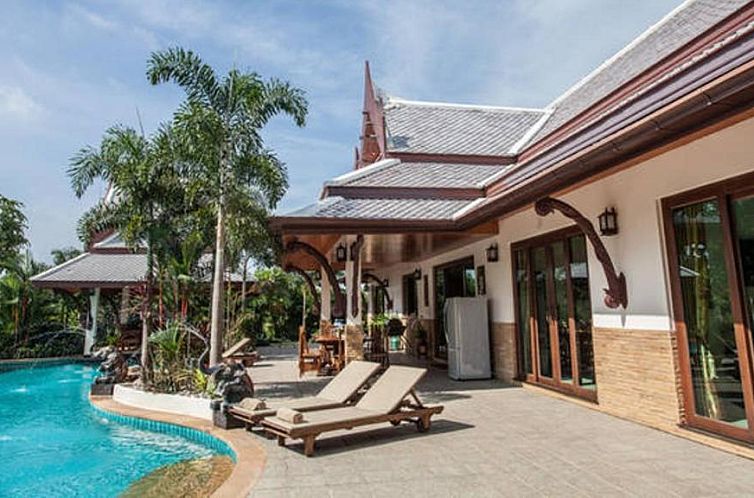 Saifon Villas 5 Bedroom Pool Villa - Whole villa priced by b