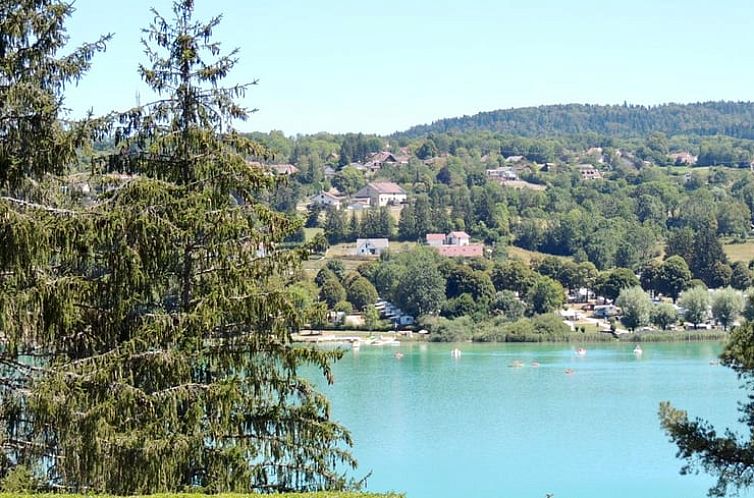 Vakantiehuis in Clairvaux les Lacs