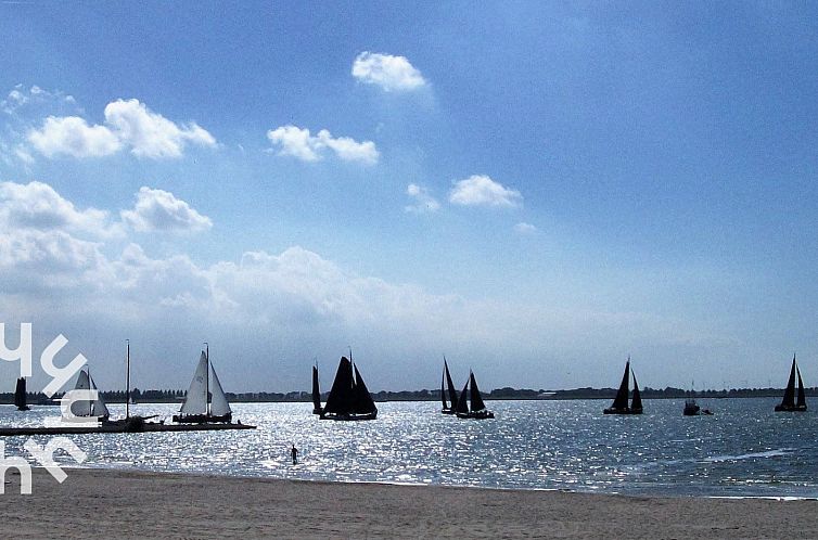 Leuk 6 persoons vakantiehuis op 100 meter van het IJsselmeer