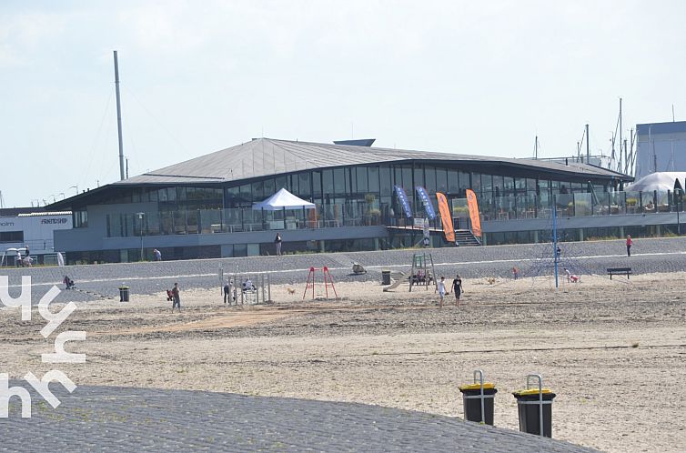 Leuk 6 persoons vakantiehuis op 100 meter van het IJsselmeer