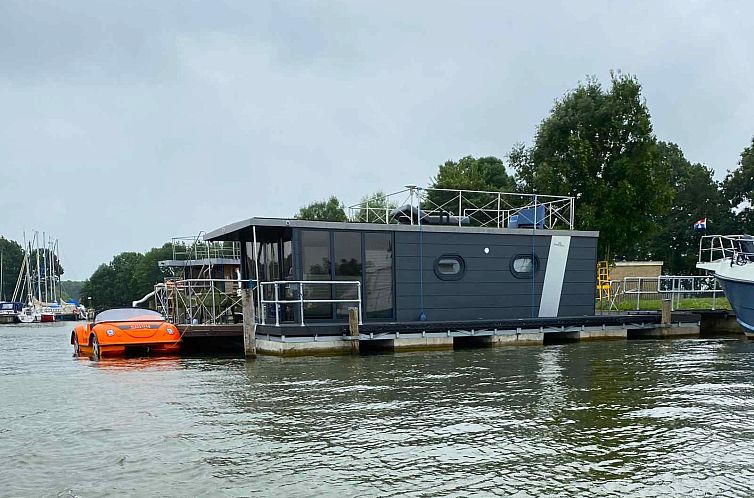 Comfortabele 4 persoons house boat met uitzicht over het