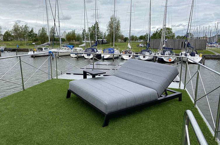 Comfortabele 4 persoons house boat met uitzicht over het