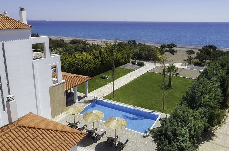 Gennadi Luxury Beach Front Villa