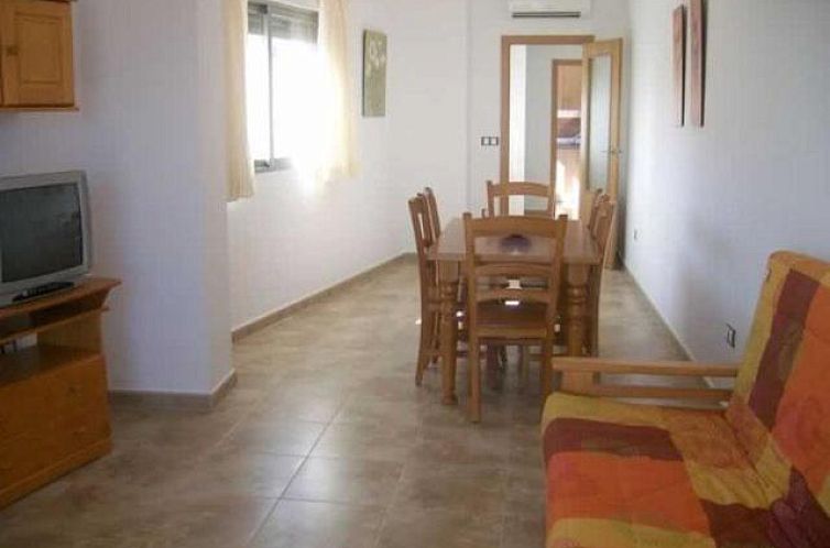 Apartamentos Albamar II