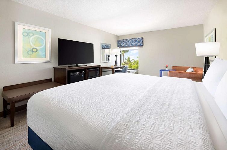 Hampton Inn Naples-Central