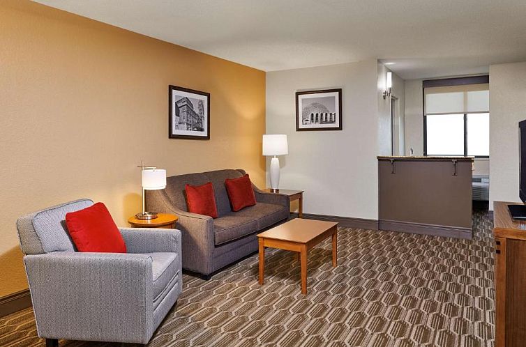 Best Western Plus Milwaukee Airport Hotel & Conference Cente