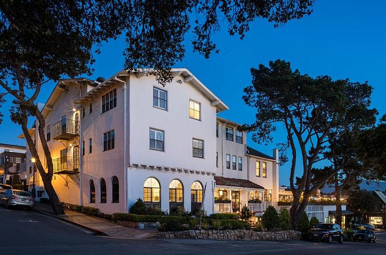 Pine Inn - Carmel