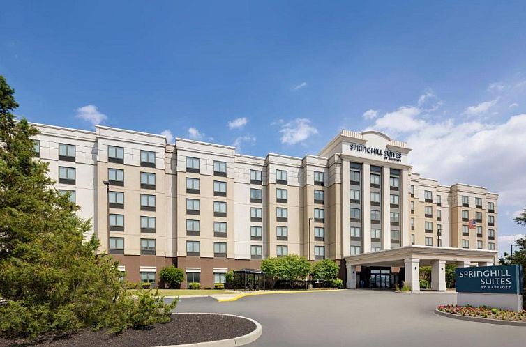 SpringHill Suites by Marriott Newark International Airport