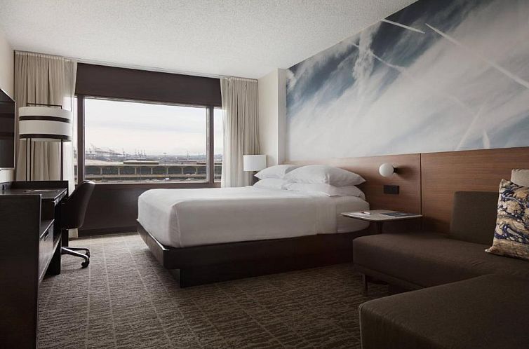 Newark Liberty International Airport Marriott