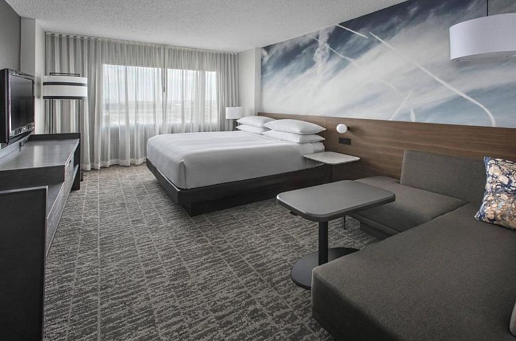 Newark Liberty International Airport Marriott