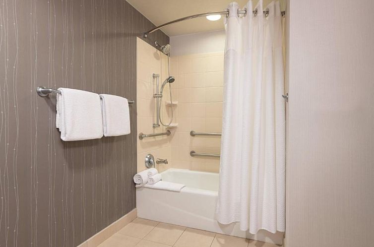 Courtyard by Marriott Newark-University of Delaware