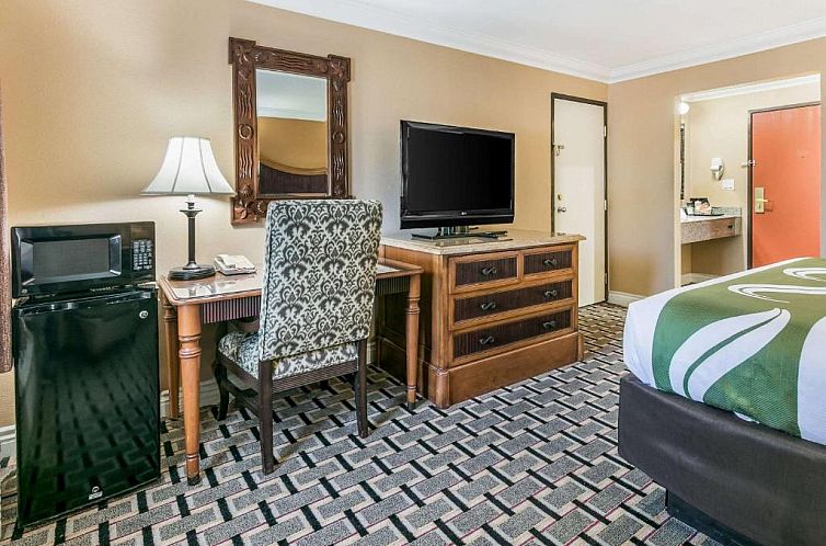 Quality Inn & Suites Atlanta Airport South