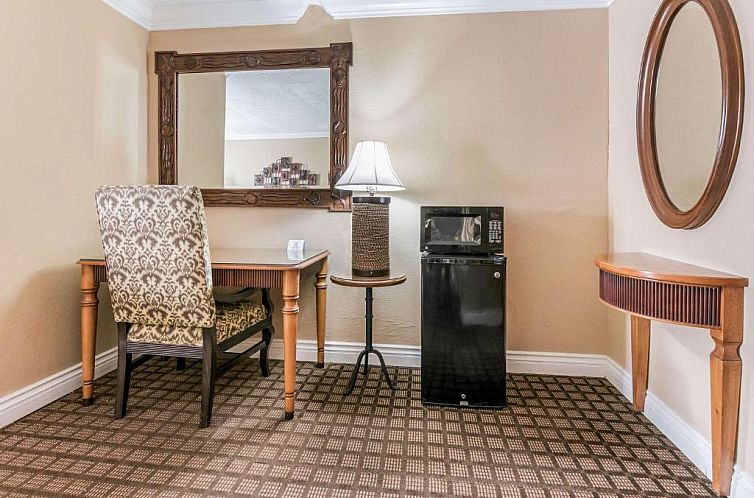 Quality Inn & Suites Atlanta Airport South