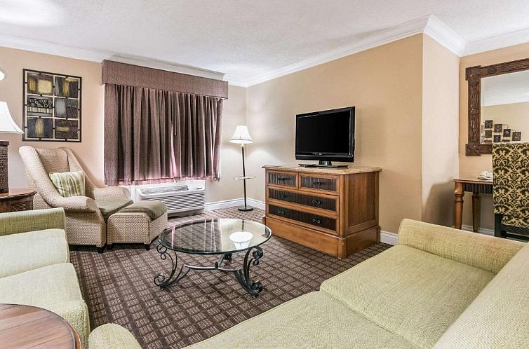 Quality Inn & Suites Atlanta Airport South