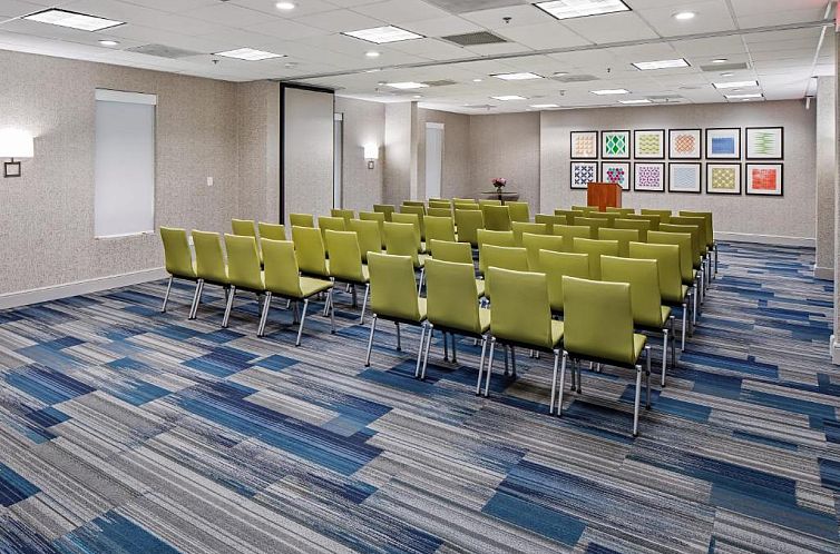 Holiday Inn Express Atlanta Airport-College Park, an IHG Hot