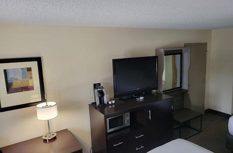 Holiday Inn Hotel Atlanta-Northlake, an IHG Hotel