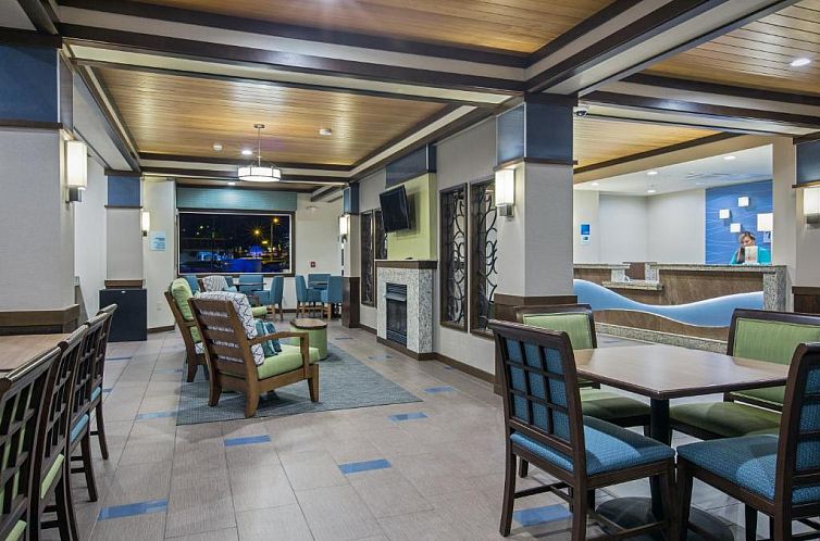 Holiday Inn Express & Suites Kailua-Kona, an IHG Hotel