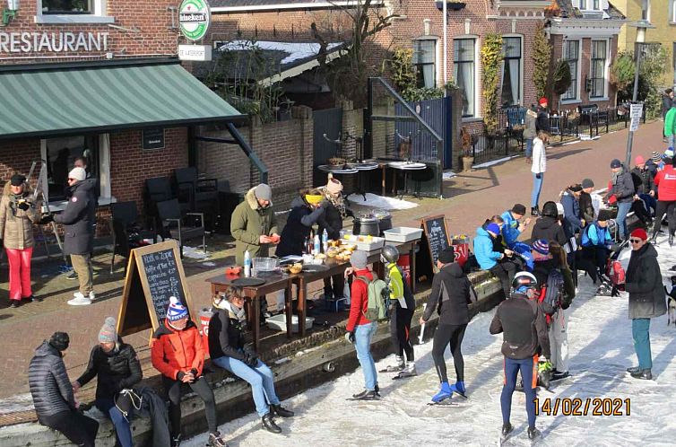 Heerlijk 6 persoons vakantiehuis aan het water in Friesland