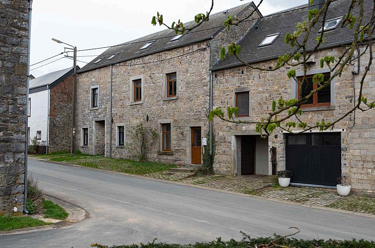 Modern 8 persoons vakantiehuis op 50 km van Durbuy