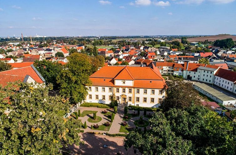 Stadtschloß Hecklingen***